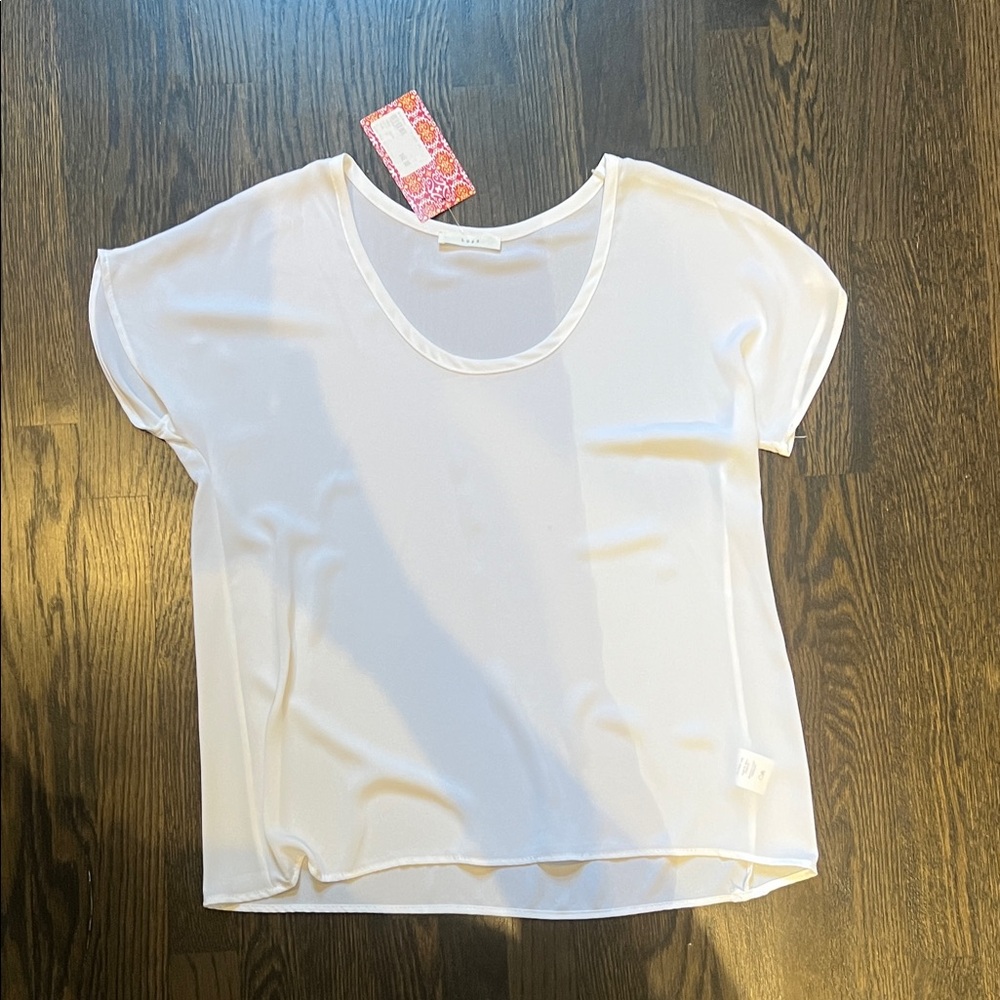 NWT NEW Allison Joy Lush Scoop Neck Women's Chiffon Tee - size S, white